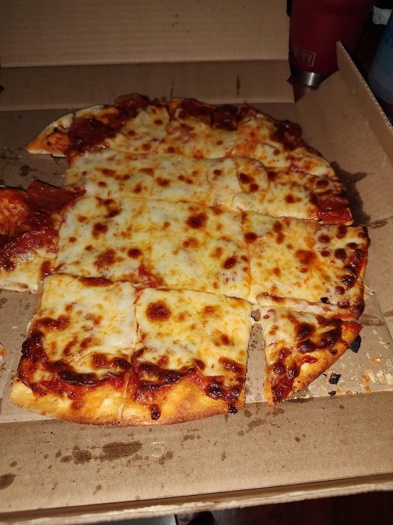 Ellie's Pizzeria & Pub